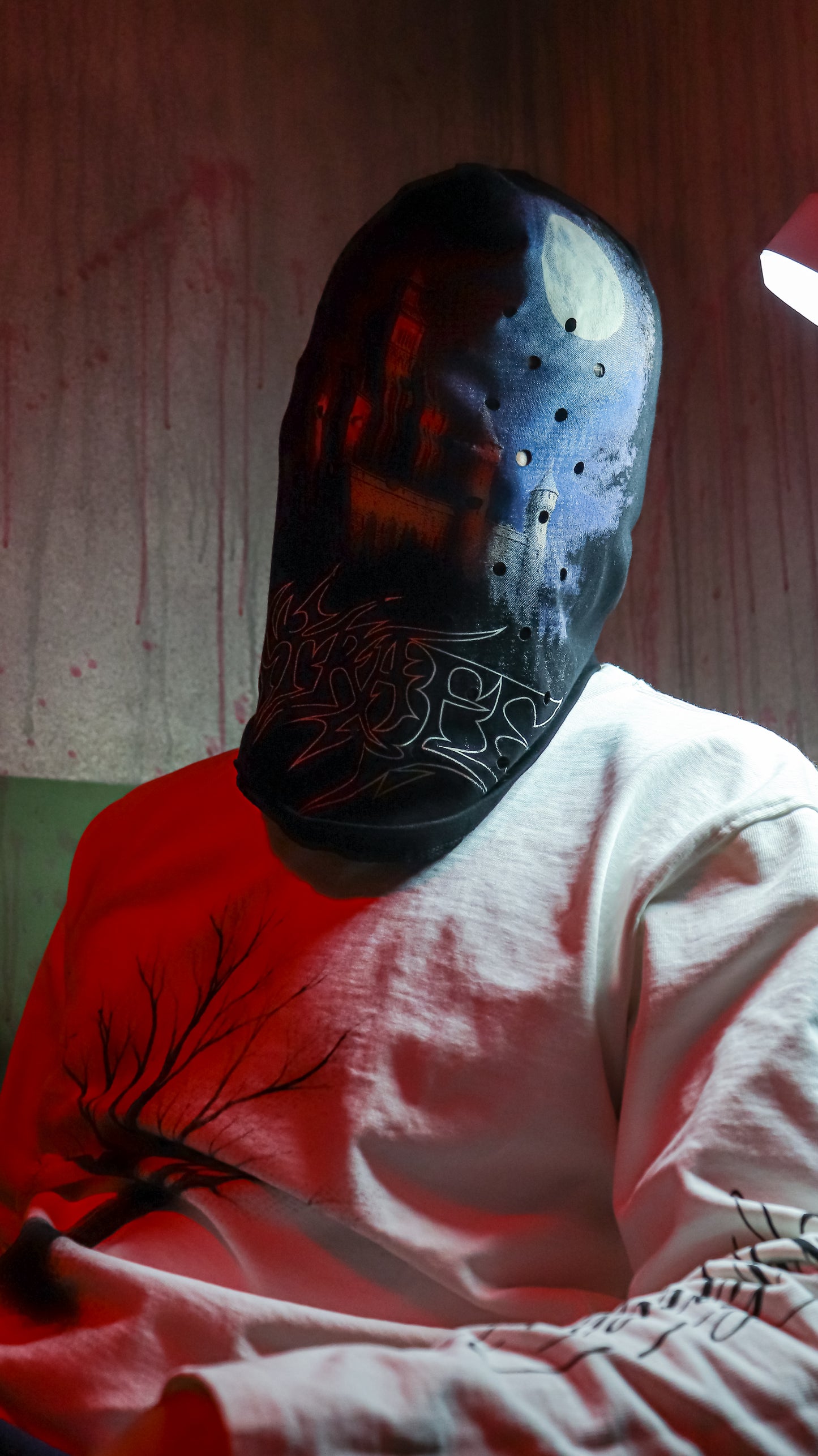 CASTLE MASK