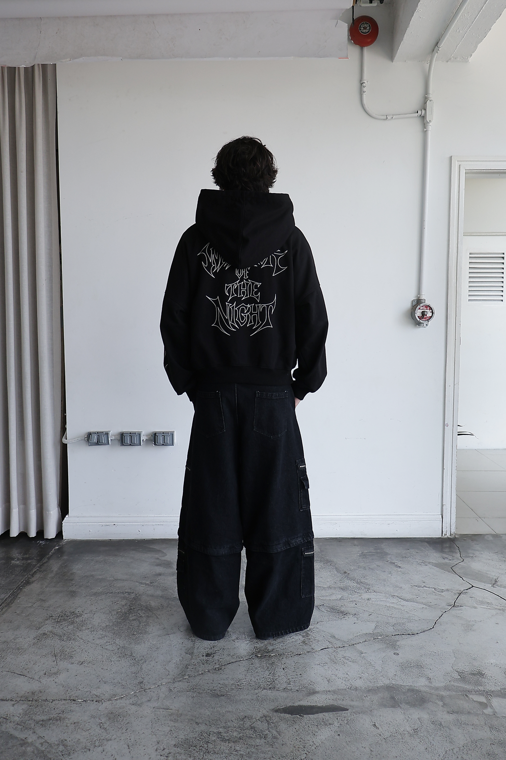 CASTLE ZIP-UP