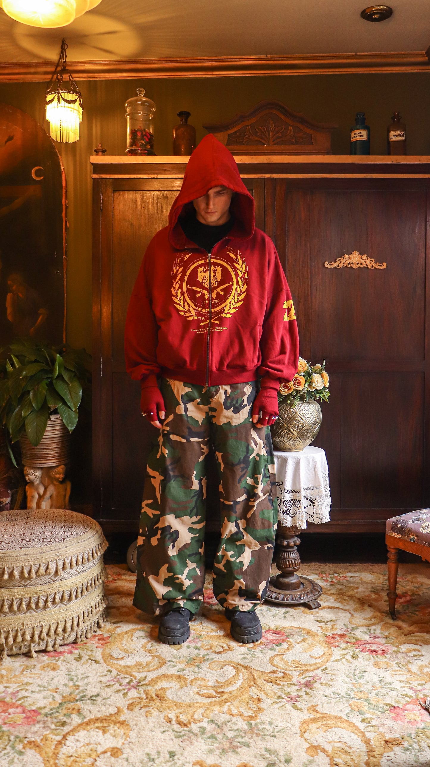 SOVIETIC ZIP-UP