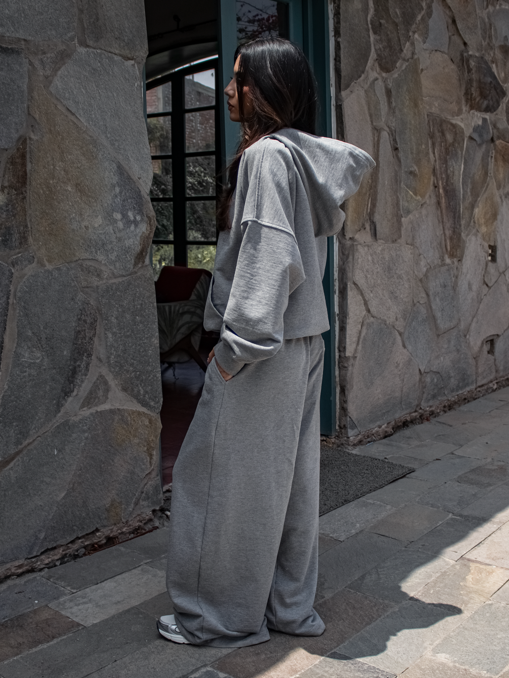SHIELD SWEATPANT