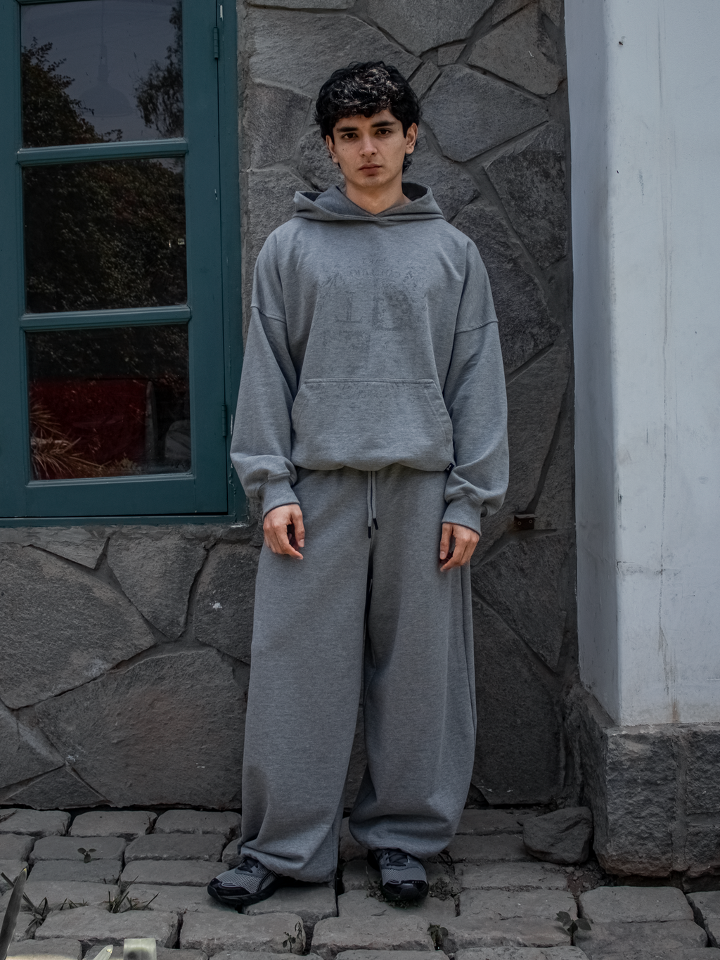 SHIELD SWEATPANT