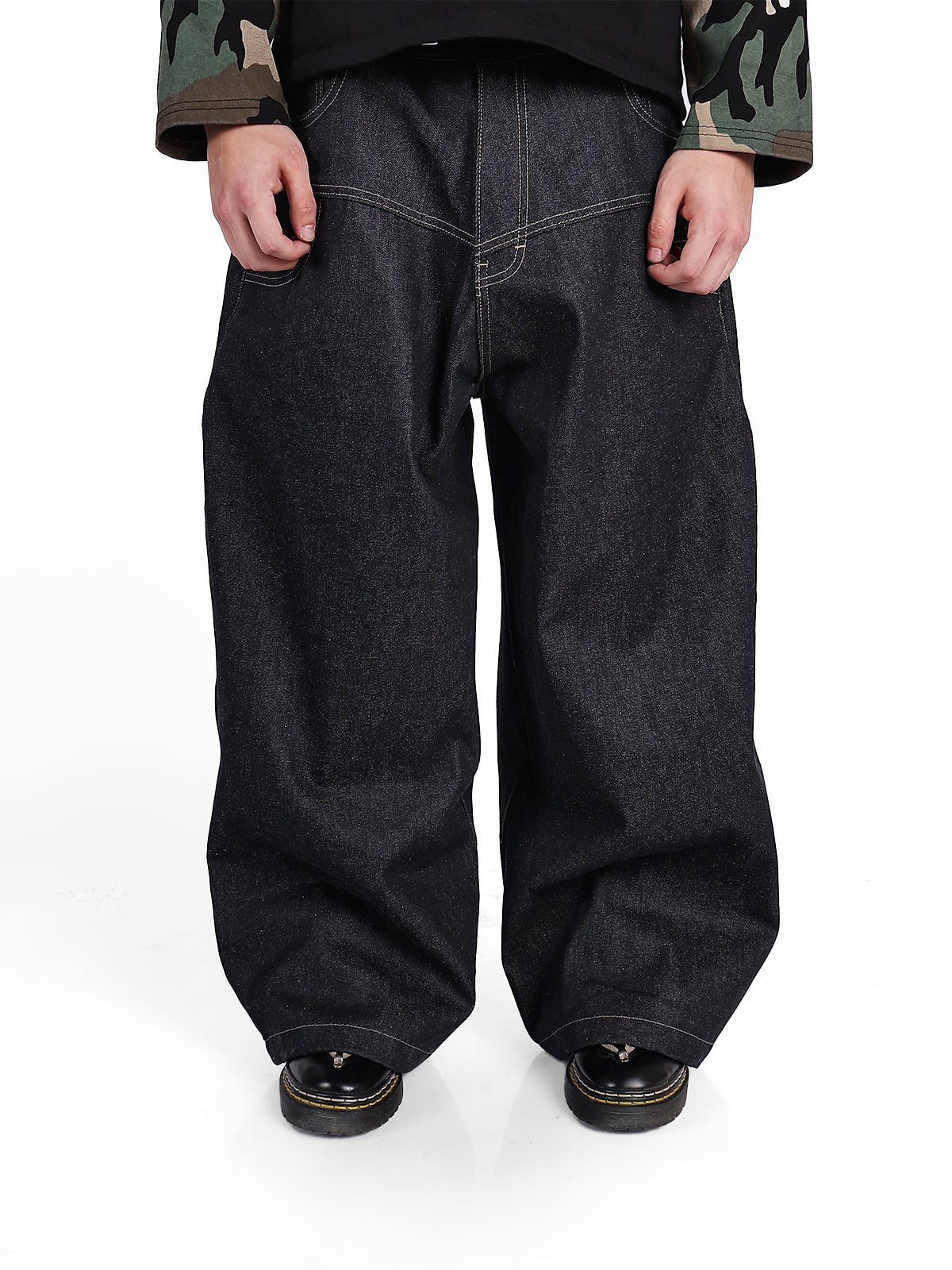 NOIR DOUBLE RAW DENIM