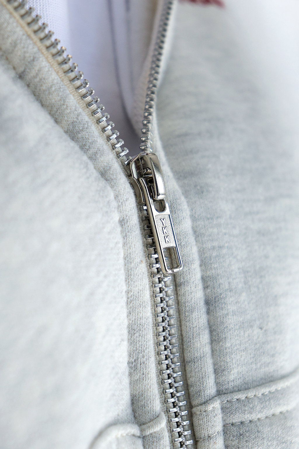 ATELIER ZIP-UP